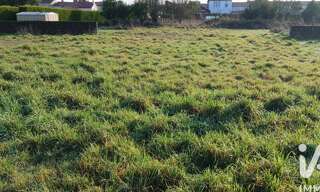 Terrain  400 m² à vendre à Les Landes-Genusson (85130)