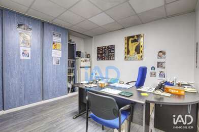 Commerce  149000 €