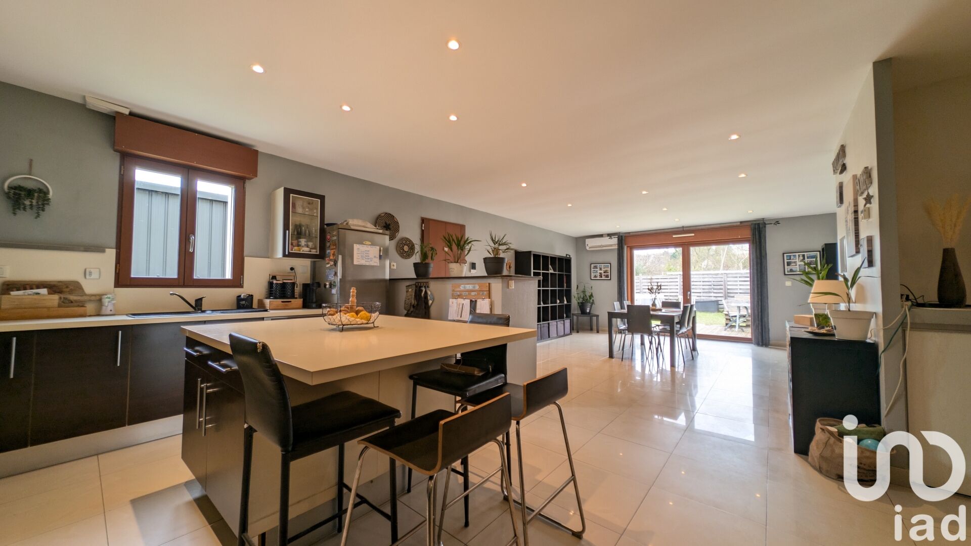 St-Paterne-Racan - 166m² - 6p. - 4ch.