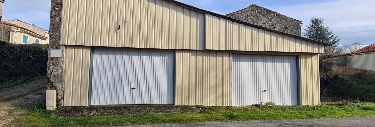 Garage  82 m² à vendre à Bignay (17400)