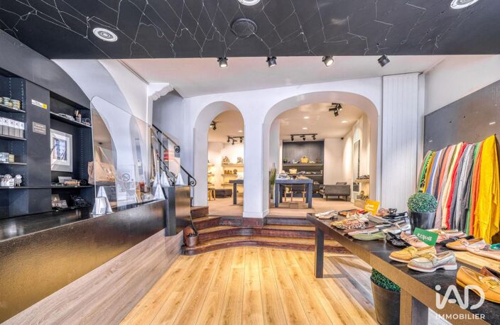 Vente Boutique/Local commercial 112 m&sup2; — photo 2