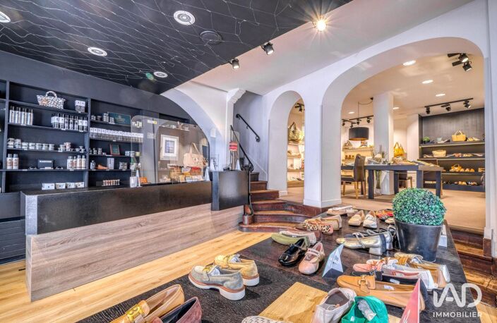 Vente Boutique/Local commercial 112 m&sup2; — photo 3