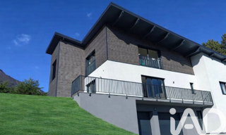 Maison 8 Pièces 248 m² à vendre à Claix (38640)