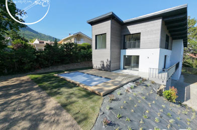 Maison 8 pièces 1090000 €