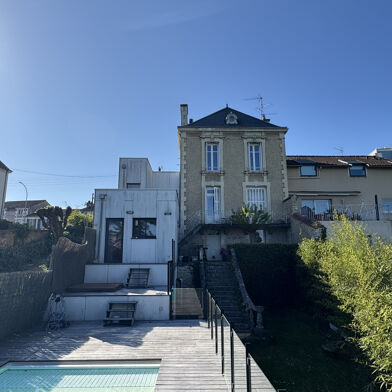 Maison 8 pièces 483600 €