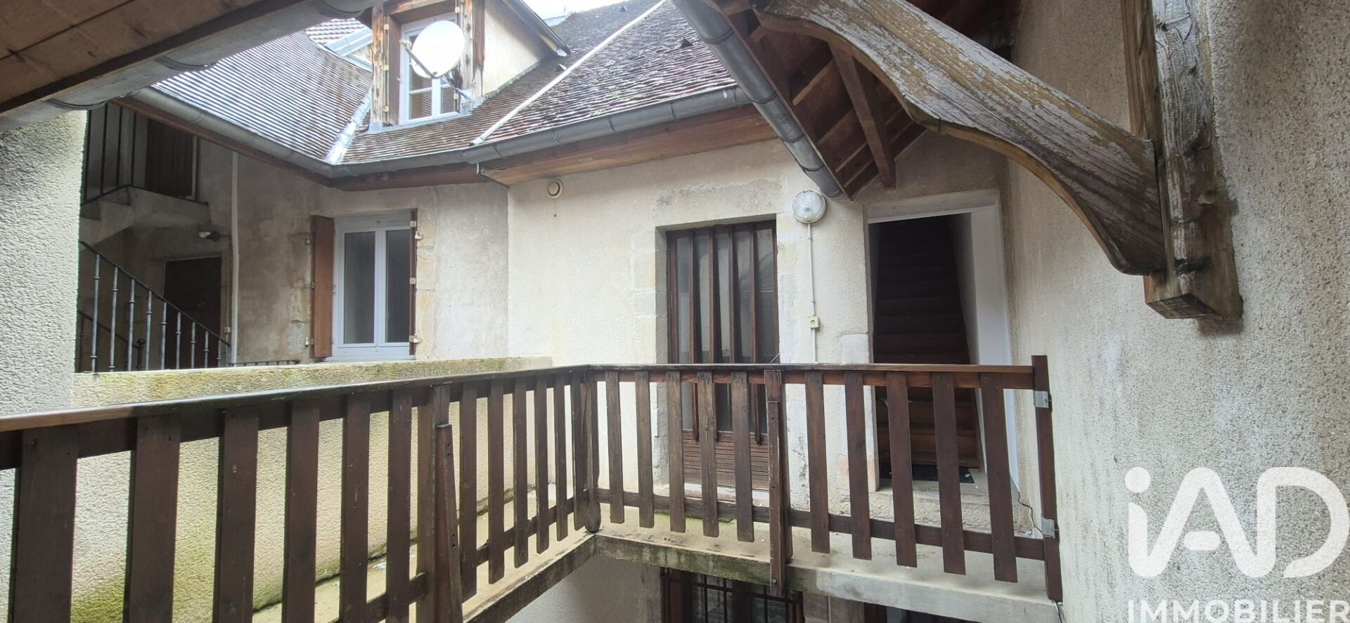 Lons-Le-Saunier - 33m² - 1p.