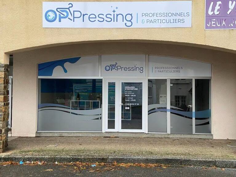 Vente Surface diverse 100 m&sup2; — photo 1