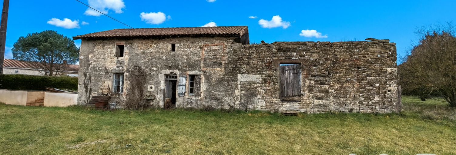 Maison 4 Pièces 1 m² à vendre à La Magdeleine (16240)