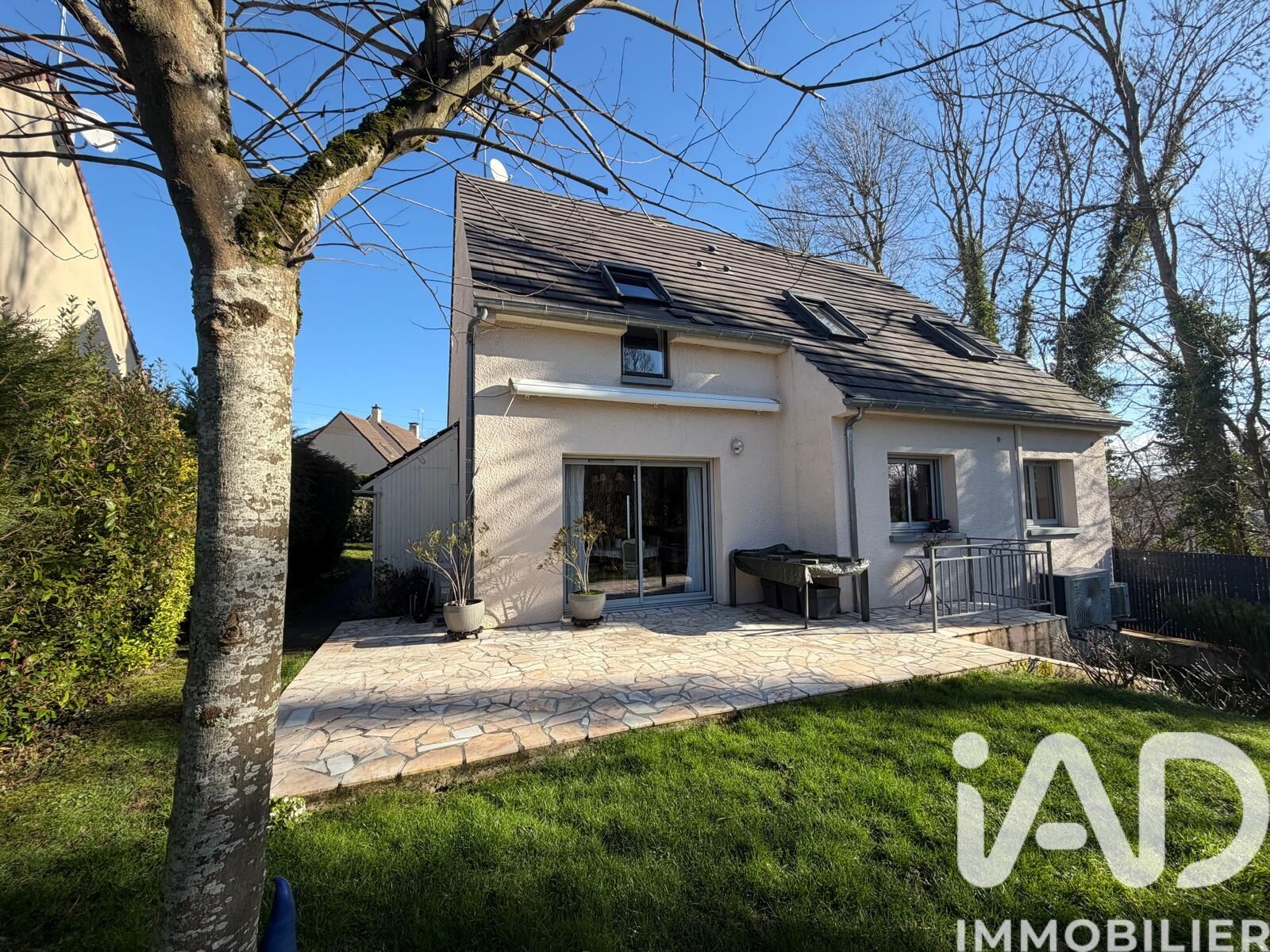 Villiers-sur-Orge - 152m² - 7p. - 5ch.