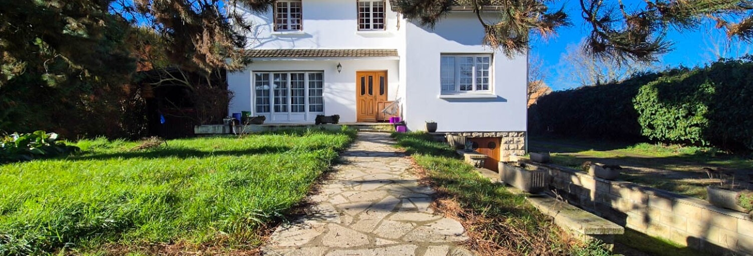 Maison 7 Pièces 191 m² à vendre à Bernes-sur-Oise (95340)