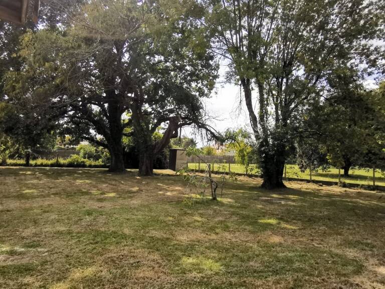 Vente Terrain à bâtir 1 047 m&sup2; — photo 1