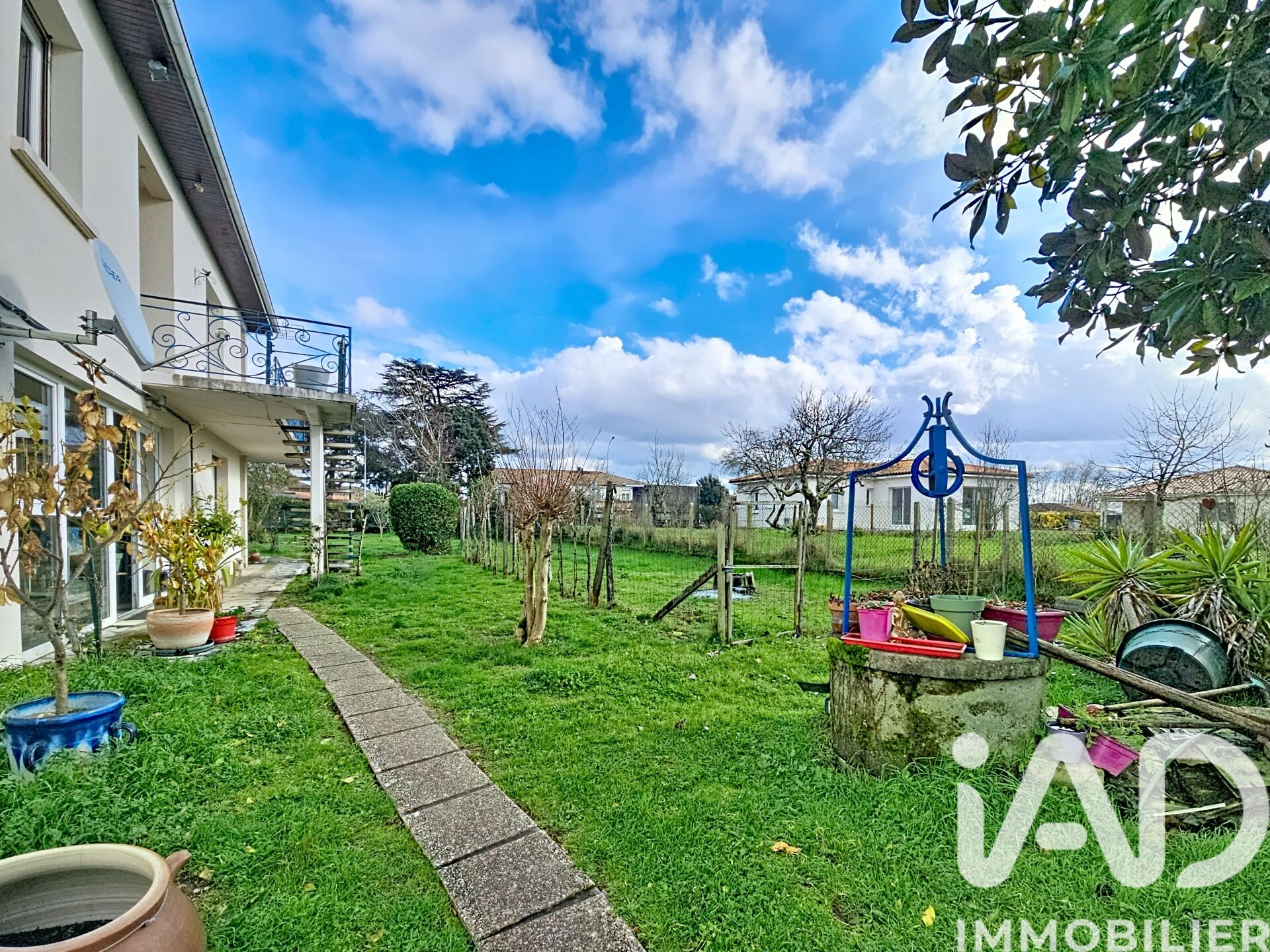 St-Ciers-Sur-Gironde - 231m² - 10p. - 4ch.