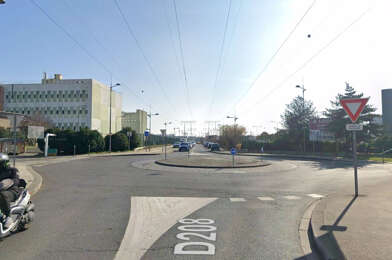 Garage  52200 €