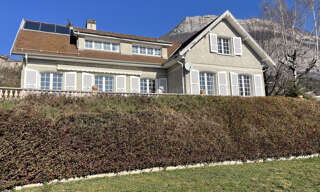 Maison 9 Pièces 197 m² à vendre à Corenc (38700)