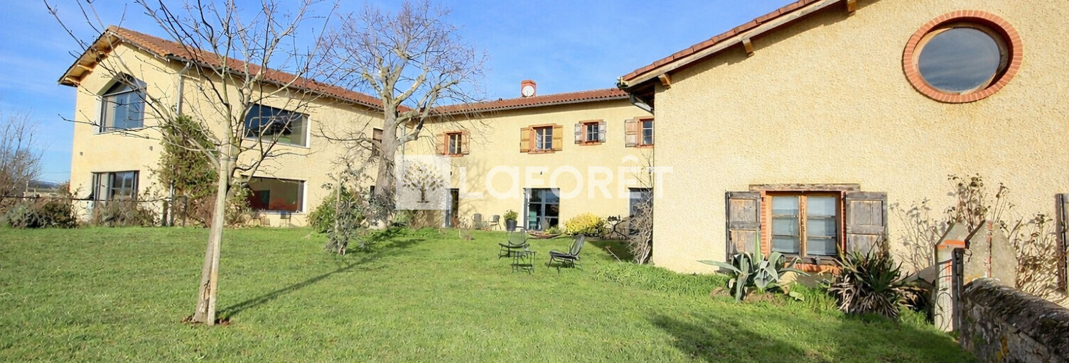 Maison 20 Pièces 420 m² à vendre à Saint-Germain-Laval (42260)