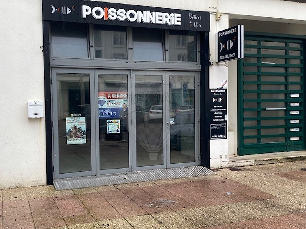 Local commercial  T2 à vendre Royan 17200