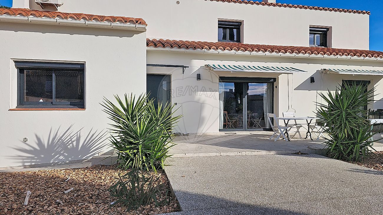 Villa / Maison  T7 à vendre Pollestres 66450