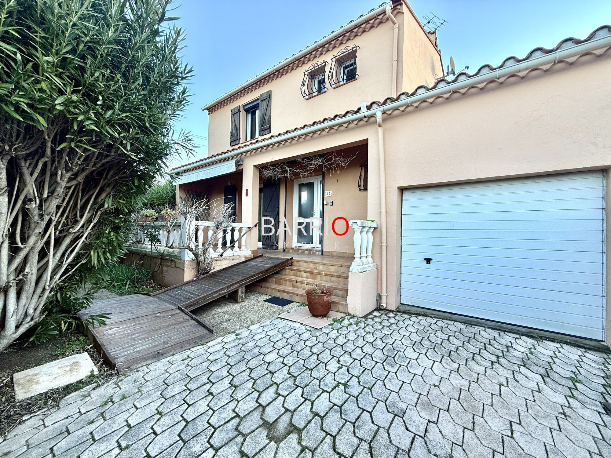 Villa / Maison  T4 à vendre Saint-Cyprien 66750