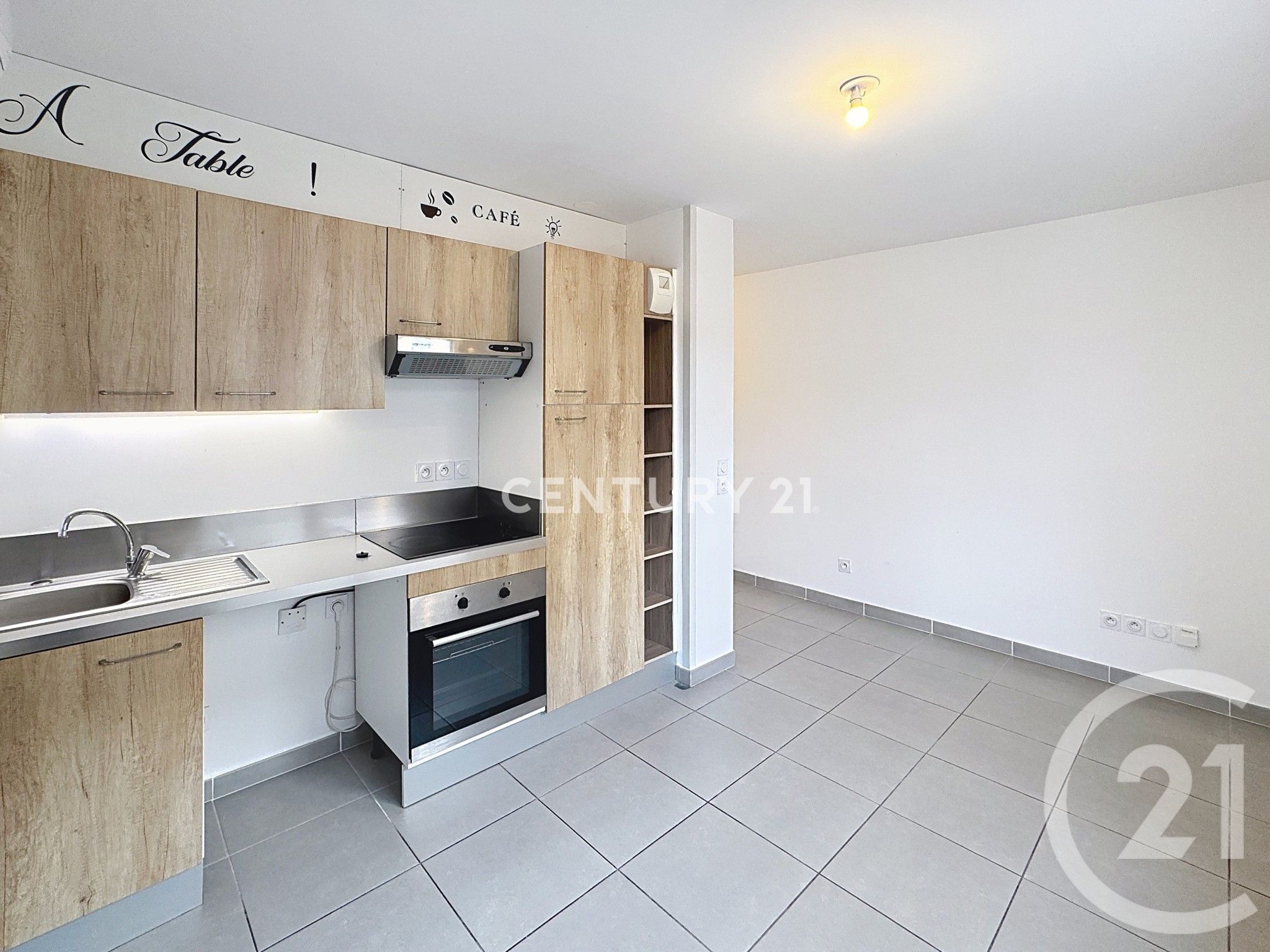 Appartement  T2 à louer Aubagne 13400