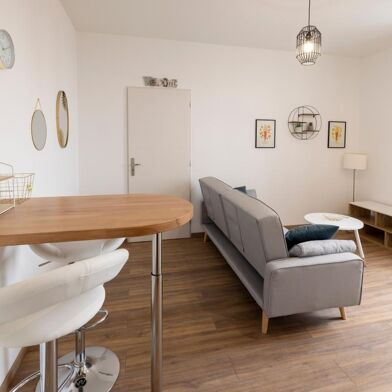 Appartement 2 pièces 425 €