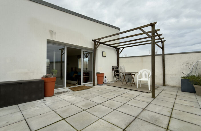 Appartement type 5 en duplex - terrasse et stationnements — photo 5