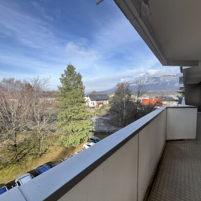 Appartement 4 pièces 270000 €