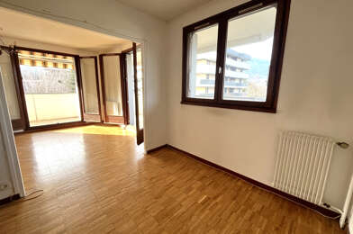 Appartement 4 pièces 270000 €