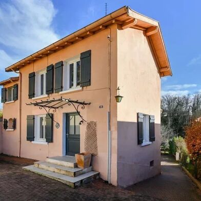 Maison 5 pièces 499000 €