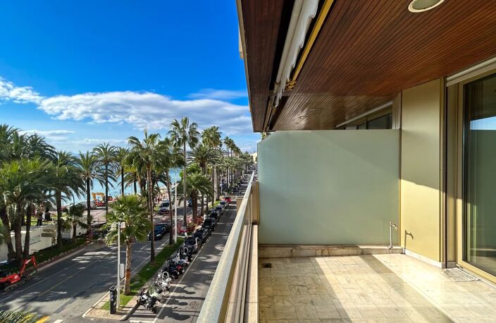 CANNES CROISETTE FACE MER — photo 2