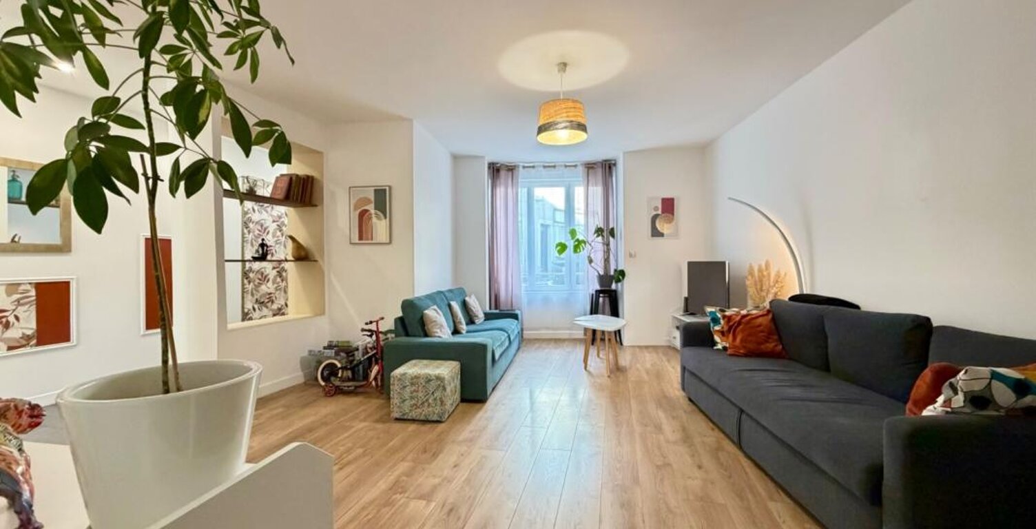 Maison familiale 158 m² + 50 m² aménageables - 4 chambres - Centre Le Lude — photo 1