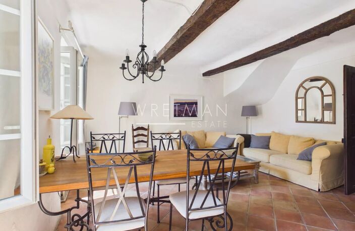 Une propriété de caractère au potentiel locatif exceptionnel - L — photo 4