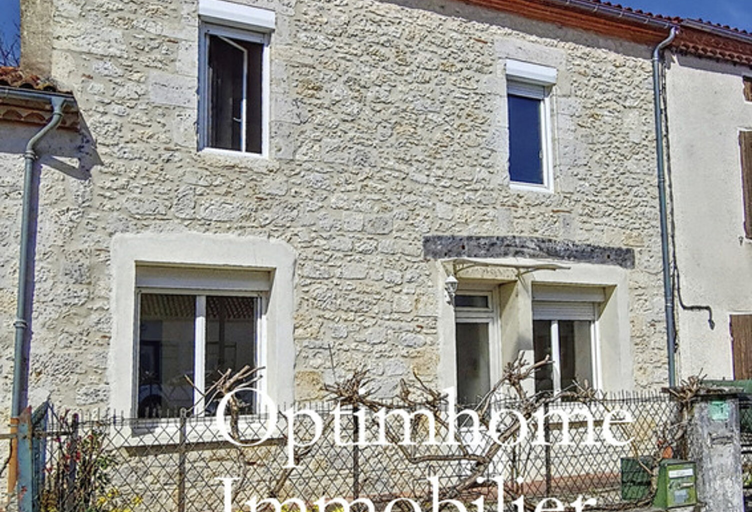 Maison en pierres 142 m² avec jardin clos — photo 1