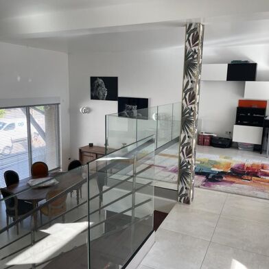 Maison 7 pièces 319000 €