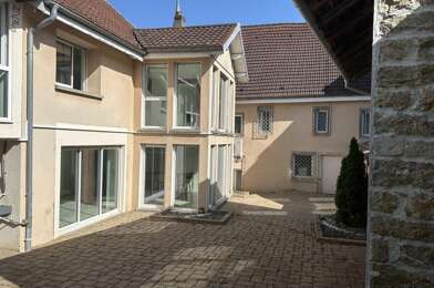 Maison 7 pièces 319000 €