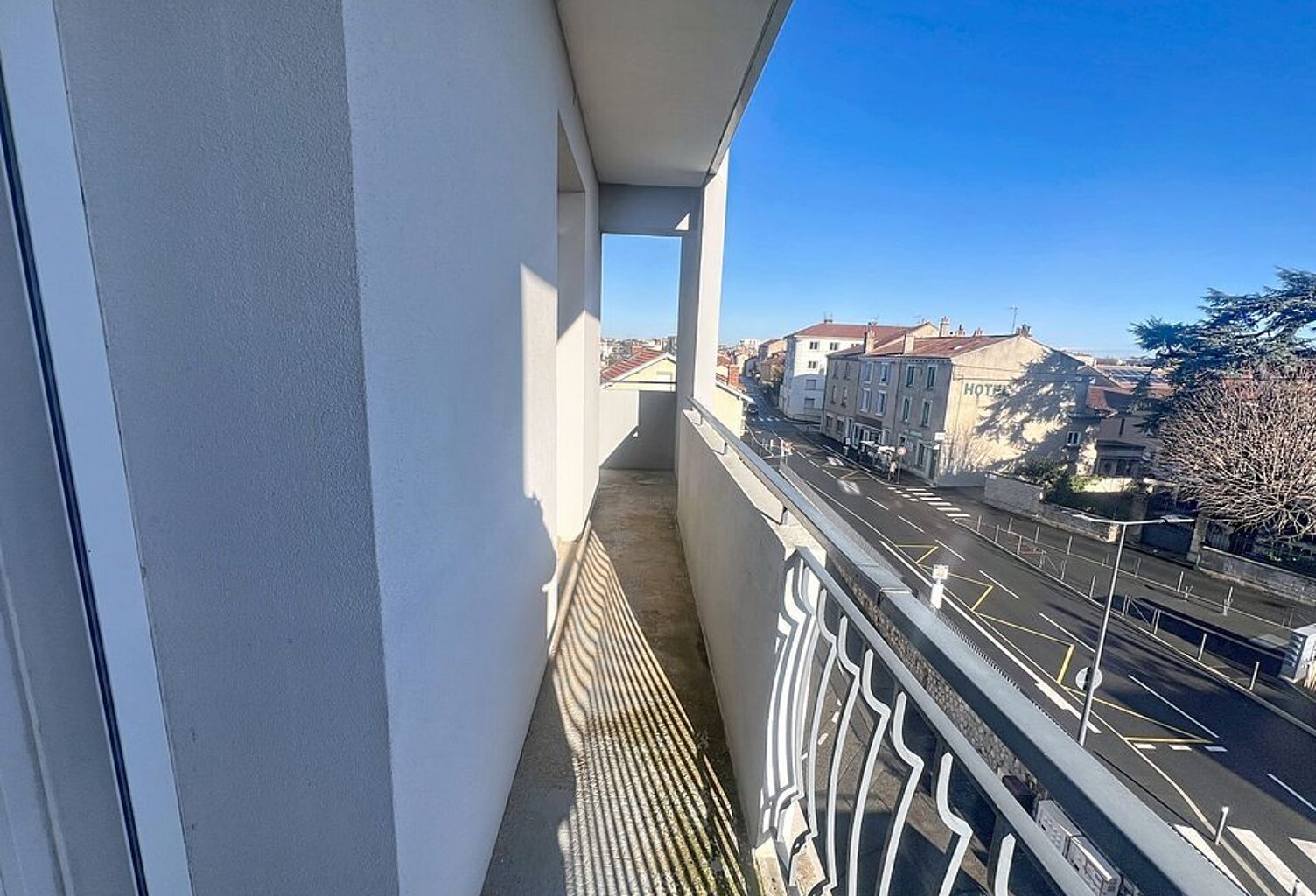 Appartement À Vendre — photo 1