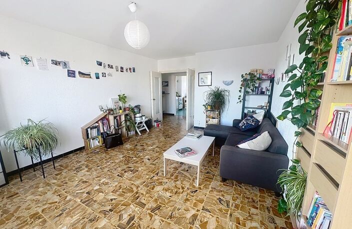 Appartement À Vendre — photo 2