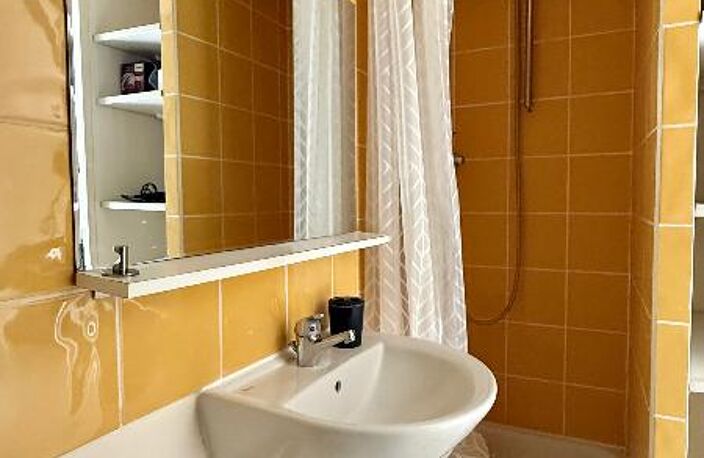 T2 — photo 2