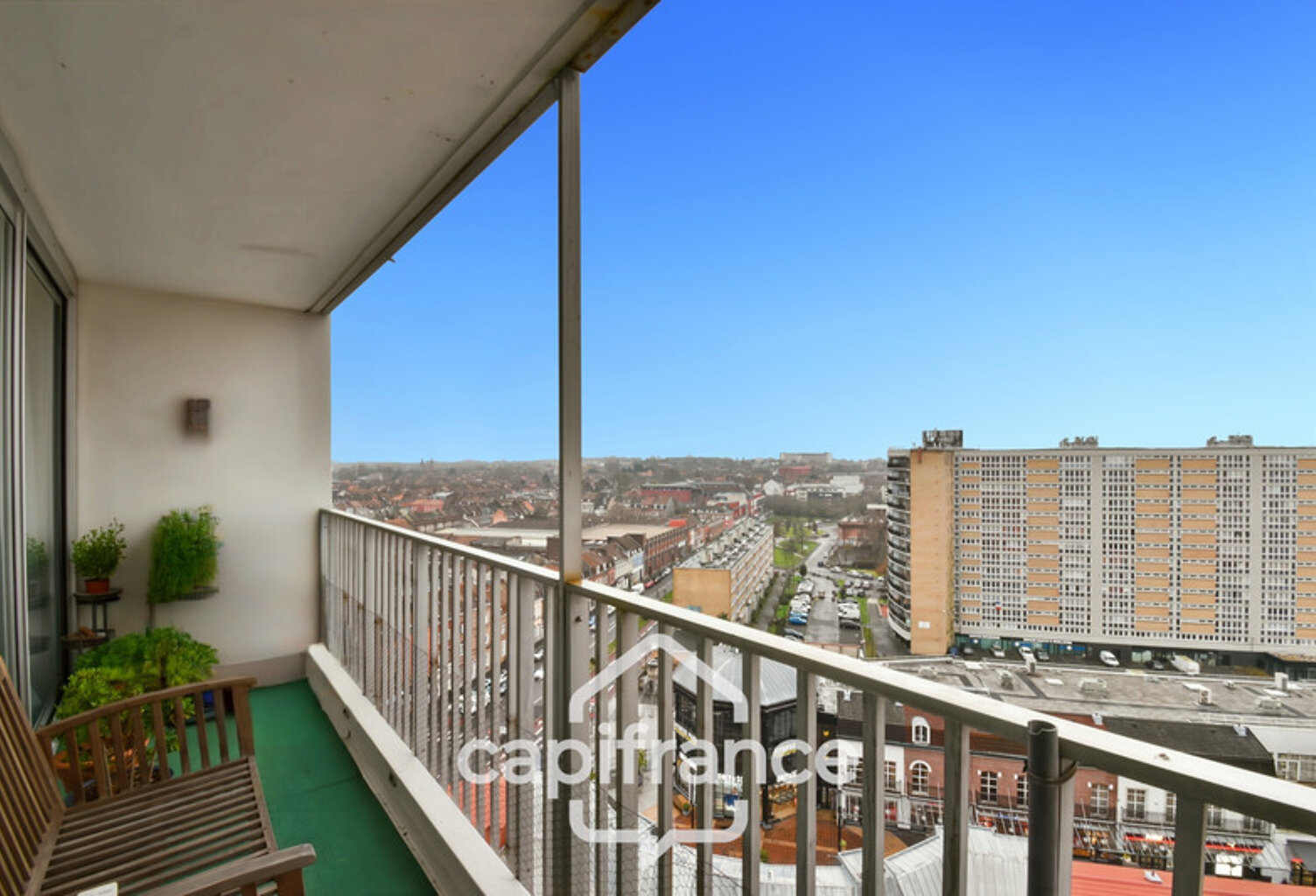 Appartement lumineux avec vue dégagée – Résidence sécurisée avec gardien — photo 1