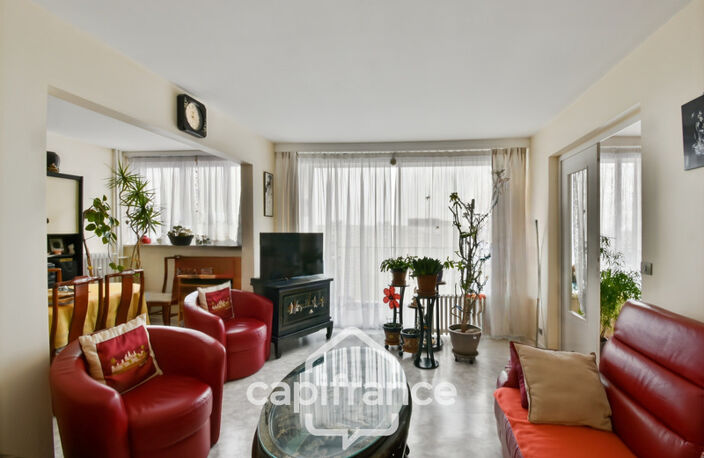 Appartement lumineux avec vue dégagée – Résidence sécurisée avec gardien — photo 3