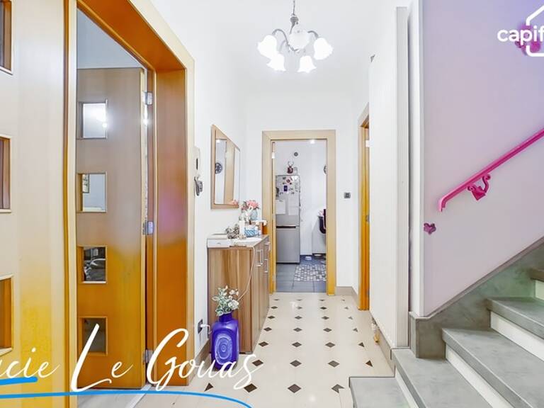 Maison mitoyenne 128 m² à Villerupt – 3 chambres, bureaux, sous-sol complet et grand garage — photo 1