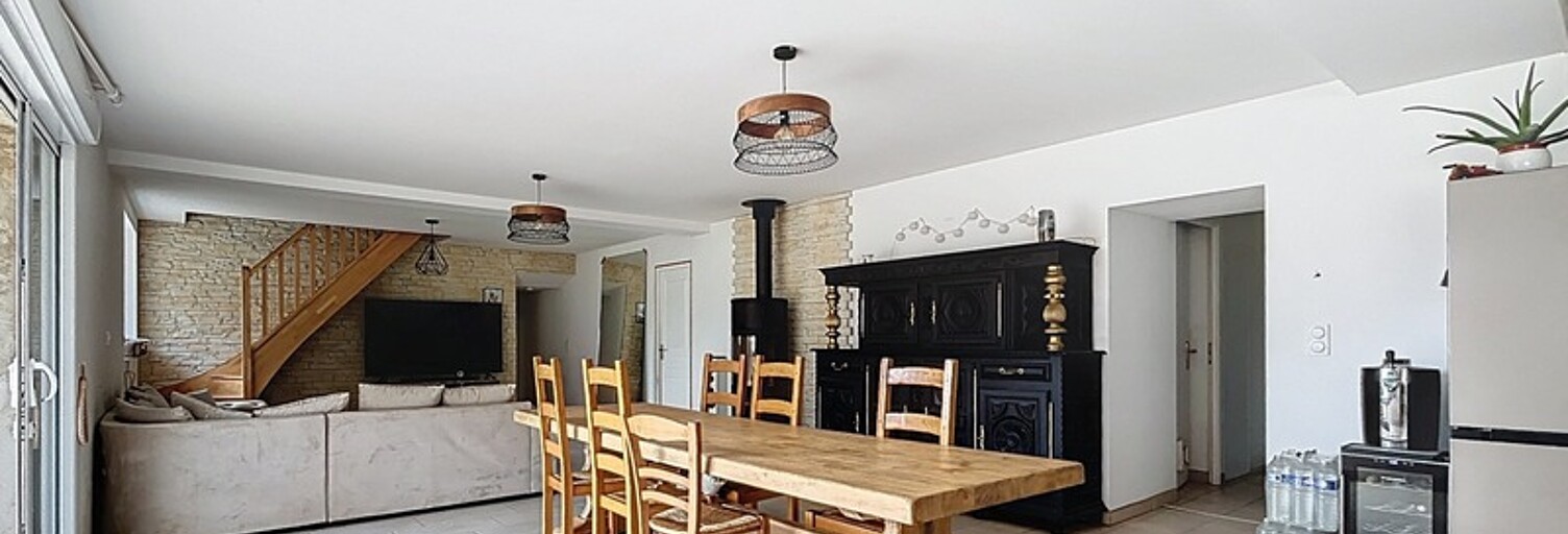 Maison 6 Pièces 179 m² à vendre à Vaas (72500)