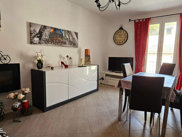 Dpt Corse (20), à vendre SAINT FLORENT appartement T3 55m²- centre ville — photo du bien