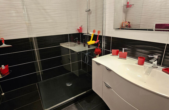Dpt Corse (20), à vendre SAINT FLORENT appartement T3 55m²- centre ville — photo 5