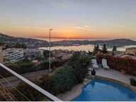 Appartement bas de villa  à vendre 4 pièces VILLEFRANCHE SUR MER (06)vue exceptionnelle piscine privée jardin terrasse garage — photo 3