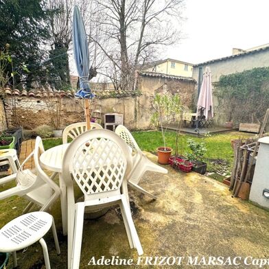 Appartement 4 pièces 220000 €