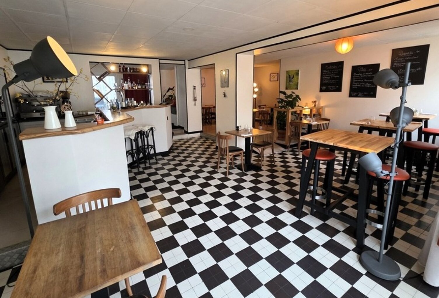Charente Maritime (17) à DOLUS D'OLERON coeur de bourg A Vendre Fonds commerce Restaurant bistronomique licence 4 — photo 1