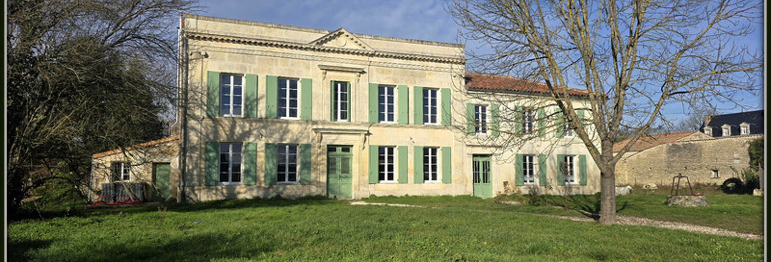 Maison 7 Pièces 227 m² à vendre à Saint-Jean-d'Angély (17400)