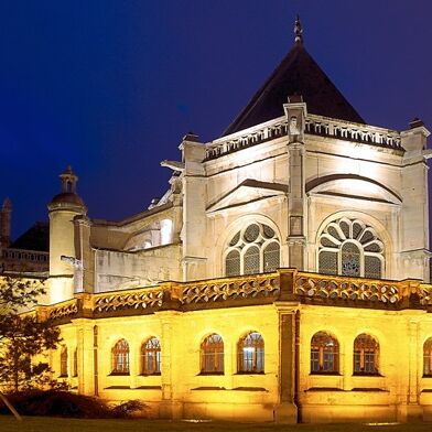 Appartement 2 pièces 810 €