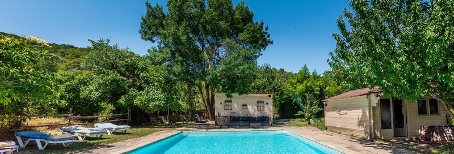 Appartement 1 Pièce 20 m² à louer à Châteaudouble (83300)