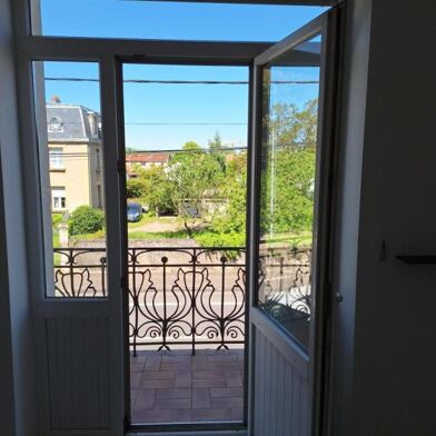 Appartement 4 pièces 900 €